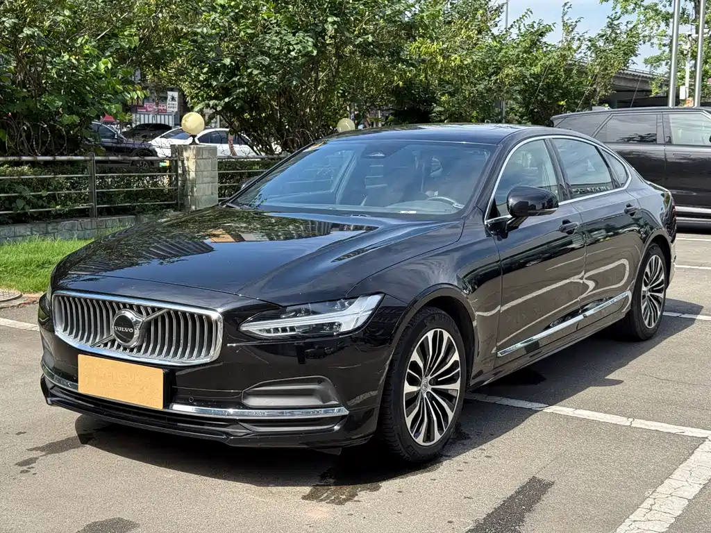 Volvo S90 2024 — фото 1