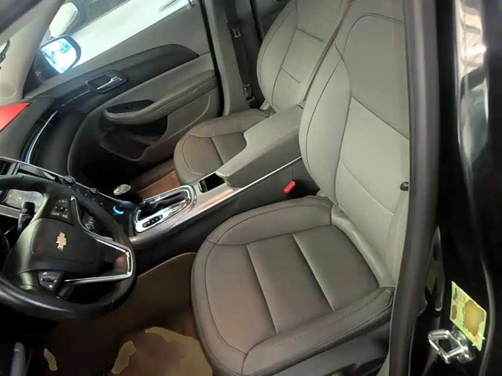 Chevrolet Malibu 2015 — фото 15