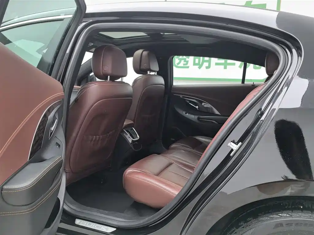 Buick LaCrosse 2015 — фото 15