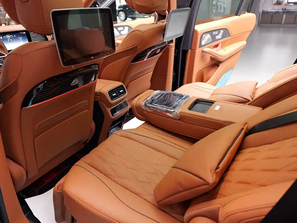 Mercedes-Benz GLS — фото 19