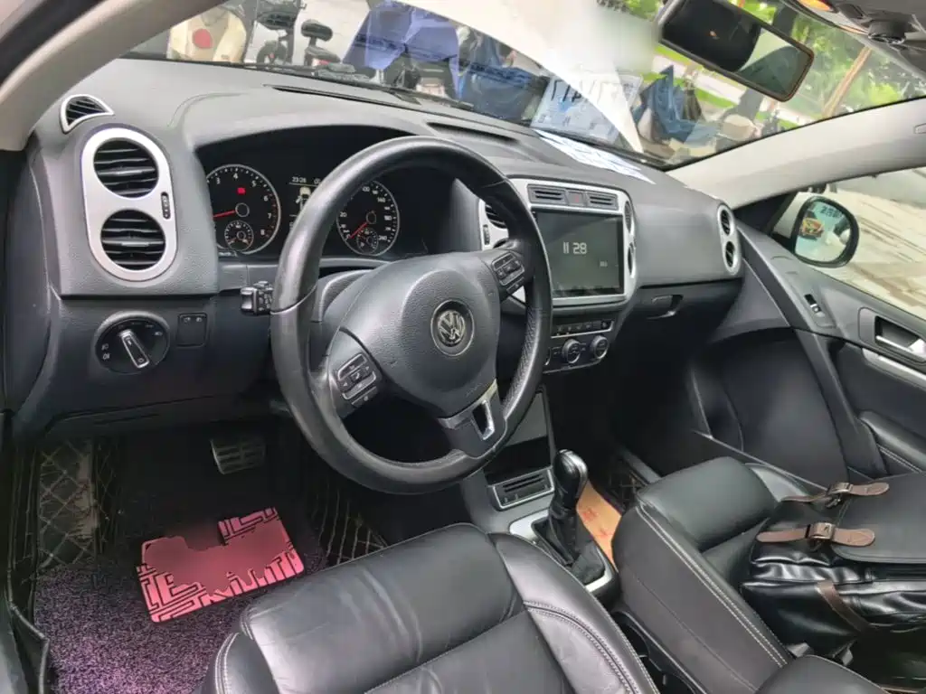Volkswagen Tiguan 2019 — фото 10