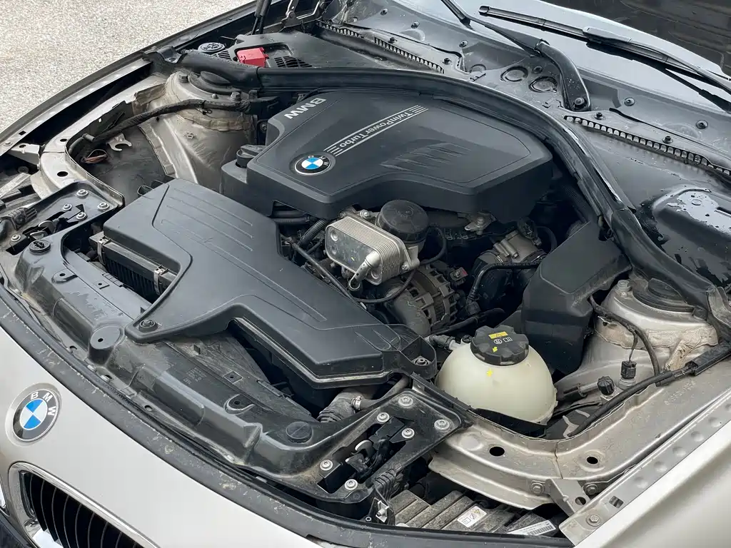 BMW 3 Series 2014 — фото 15