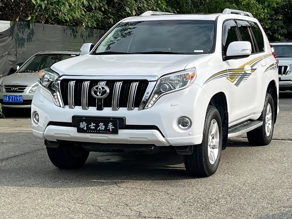 Toyota Prado 2018 — фото 1
