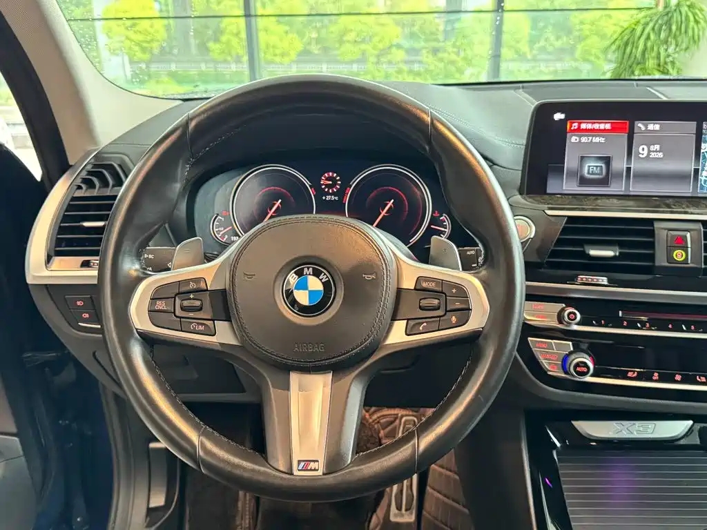 BMW X3 2019 — фото 12