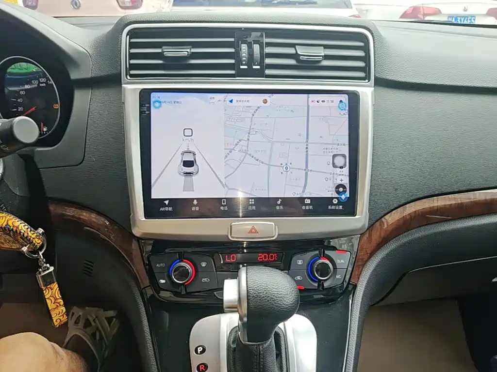 Haval H6 2015 — фото 13