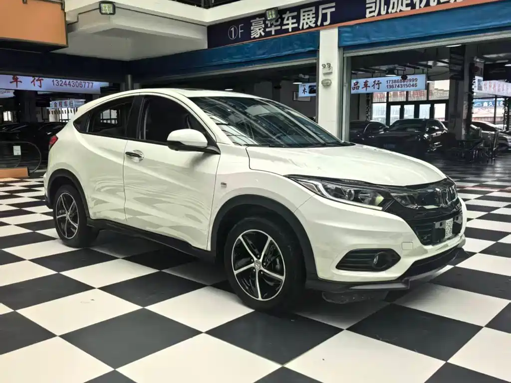 Honda Vezel 2022 — фото 3