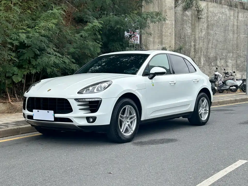 Porsche Macan 2016 — фото 1