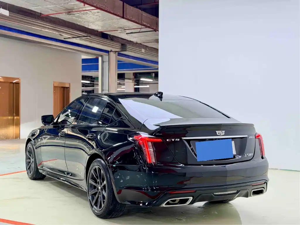 Cadillac CT5 2023 — фото 7