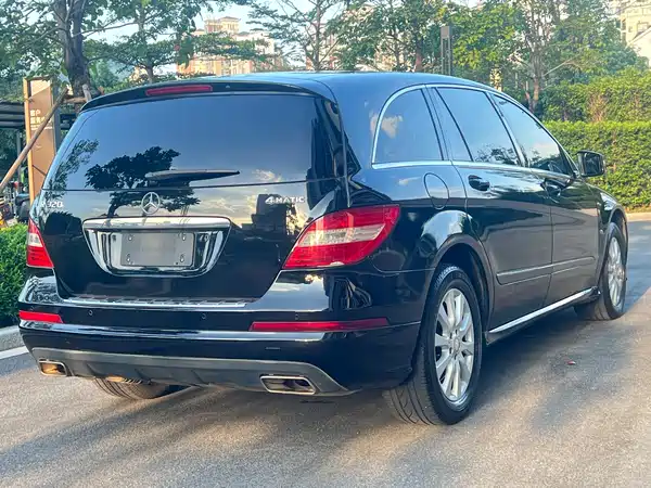 Mercedes-Benz R-Class 2017