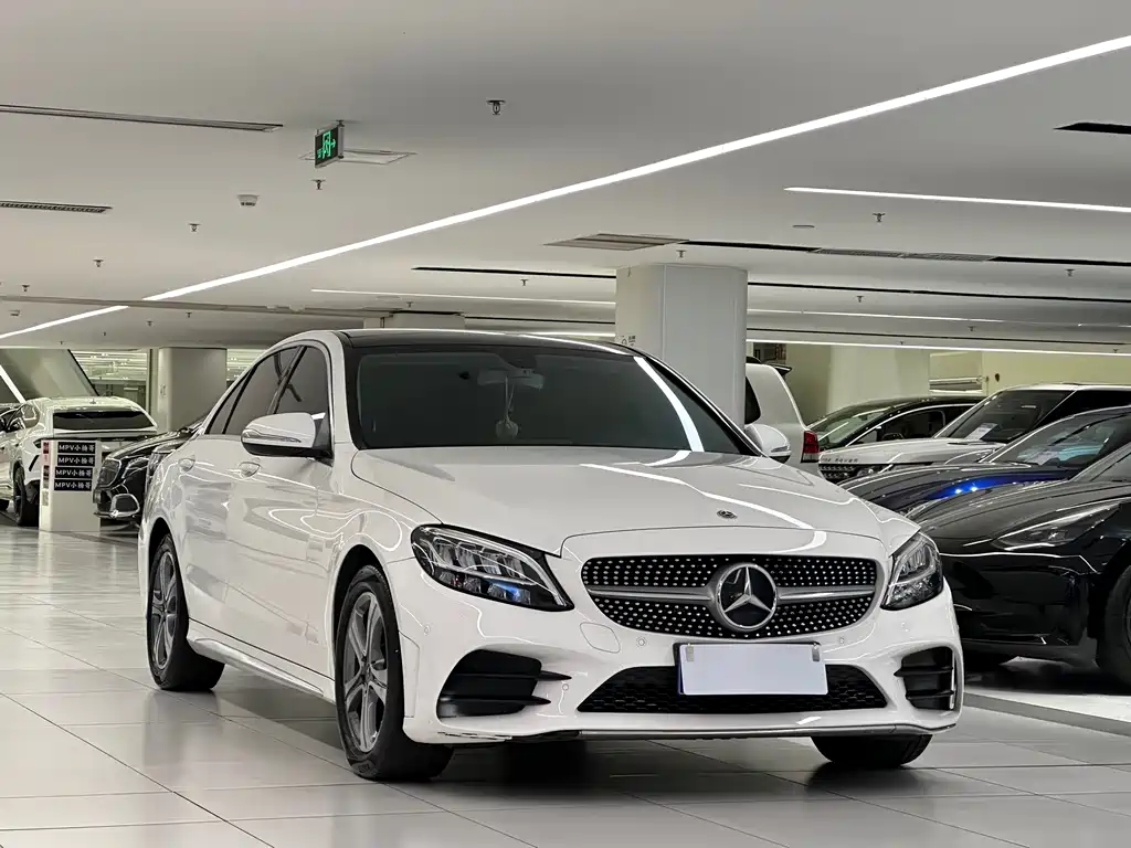 Mercedes-Benz C-Class 2019