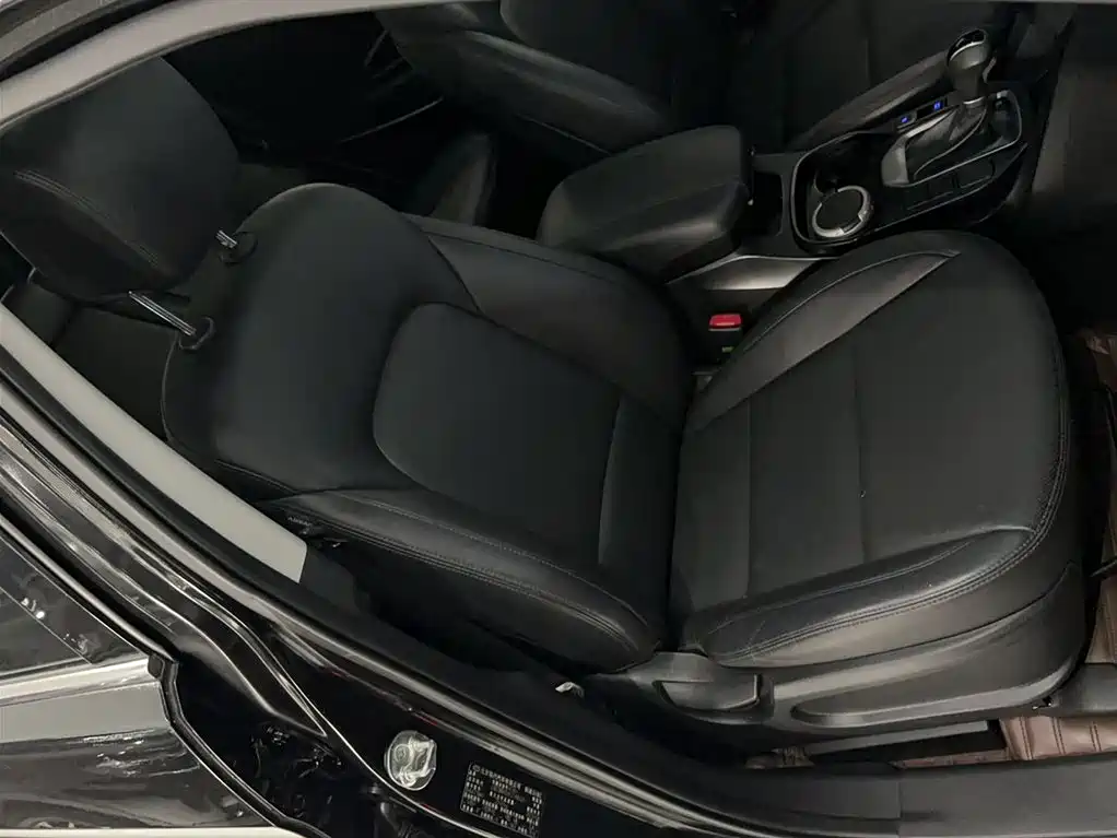 Hyundai Santa Fe 2015 — фото 18