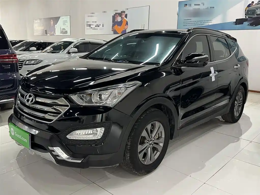 Hyundai Santa Fe 2015 — фото 3