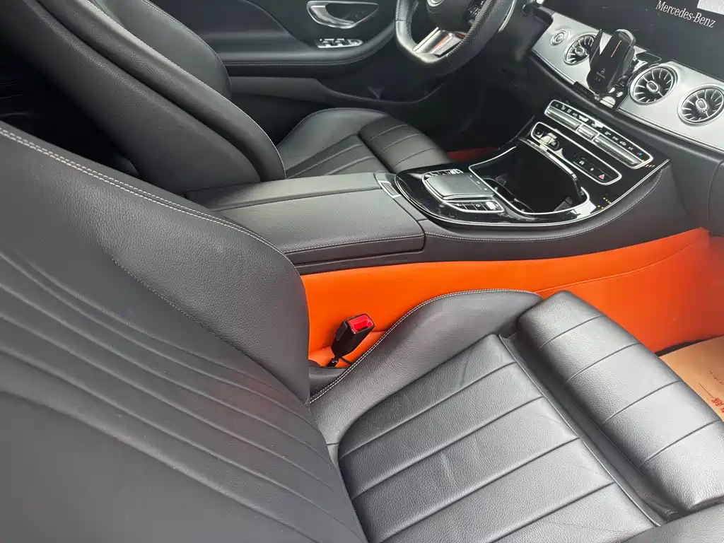 Mercedes-Benz E-Class 2023 — фото 11