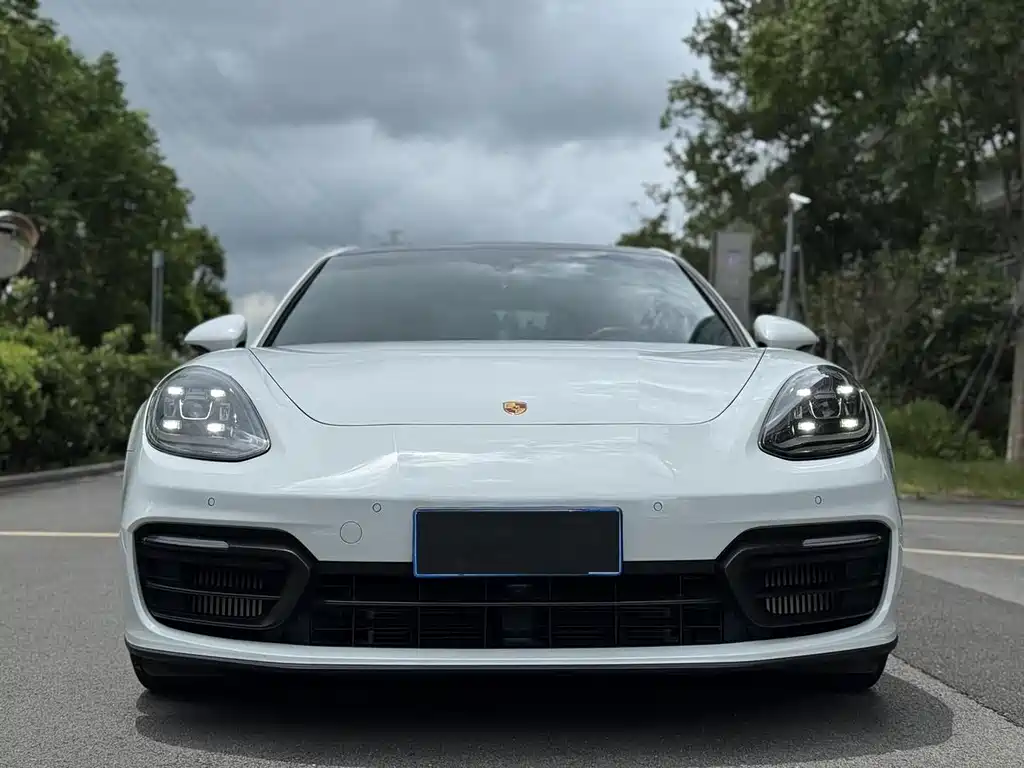 Porsche Panamera 2021 — фото 2