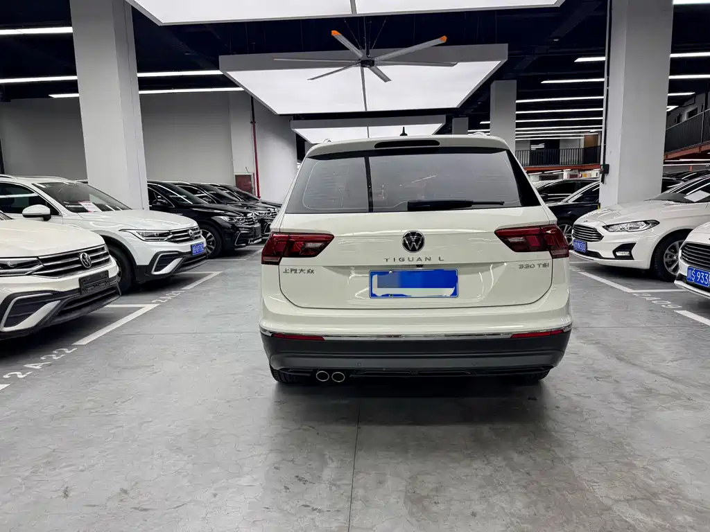 Volkswagen Tiguan L 2021 — фото 12