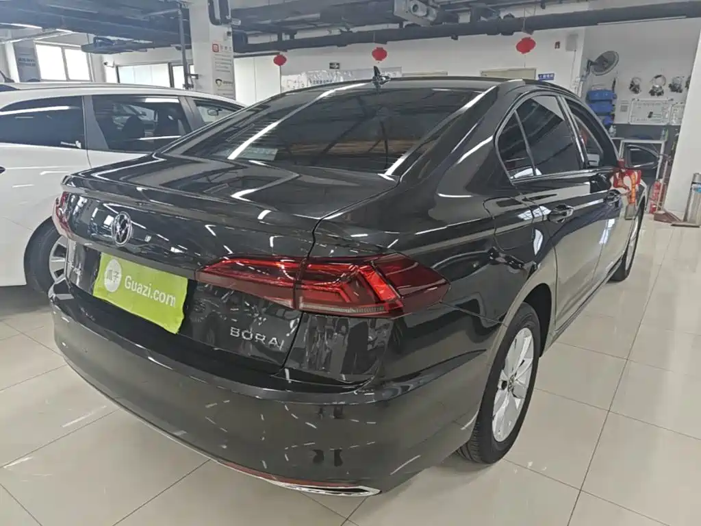 Volkswagen Bora 2021