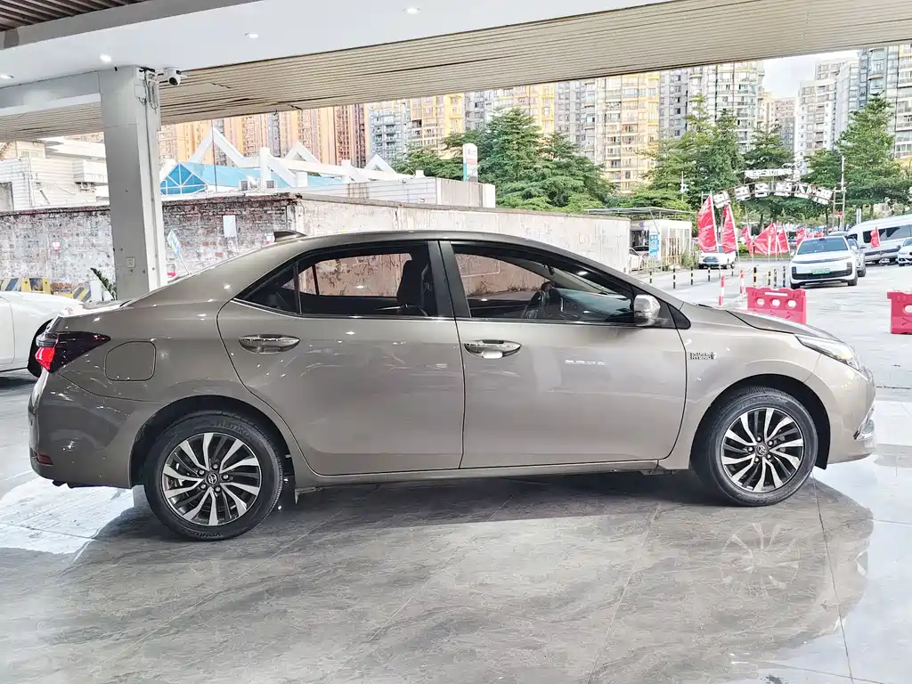 Toyota Corolla Hybrid 2021 — фото 7