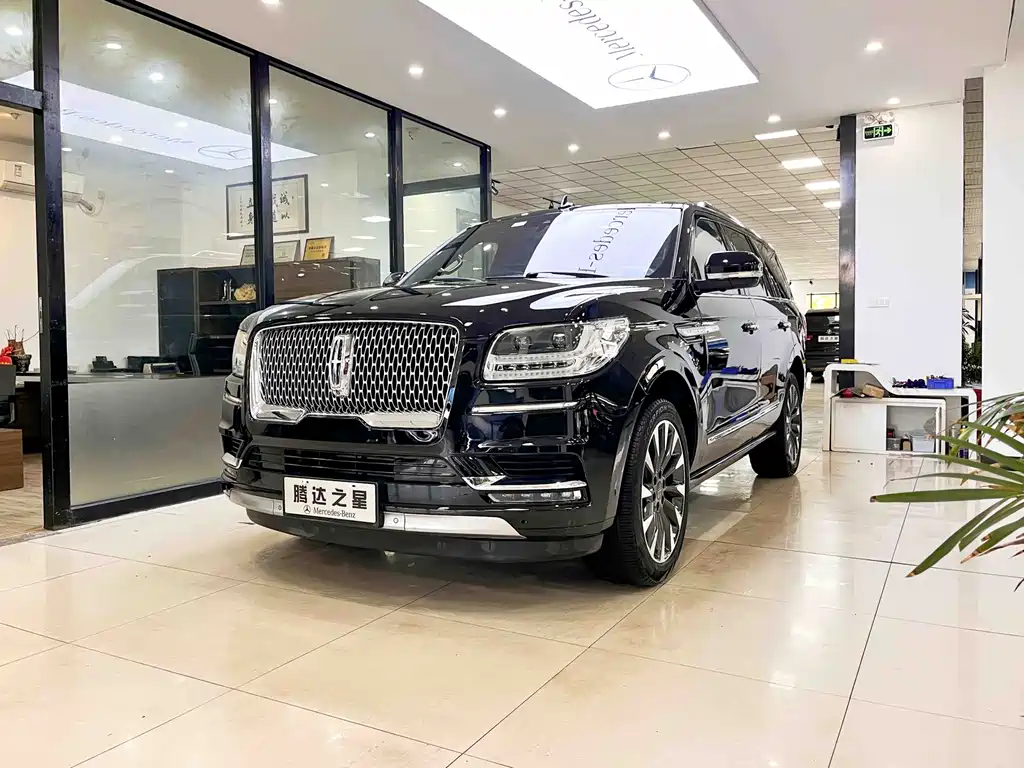 Lincoln Navigator 2018 — фото 1