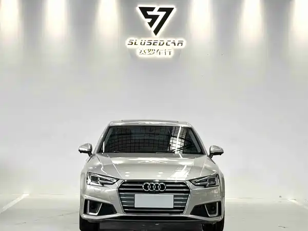 Audi A4L 2019