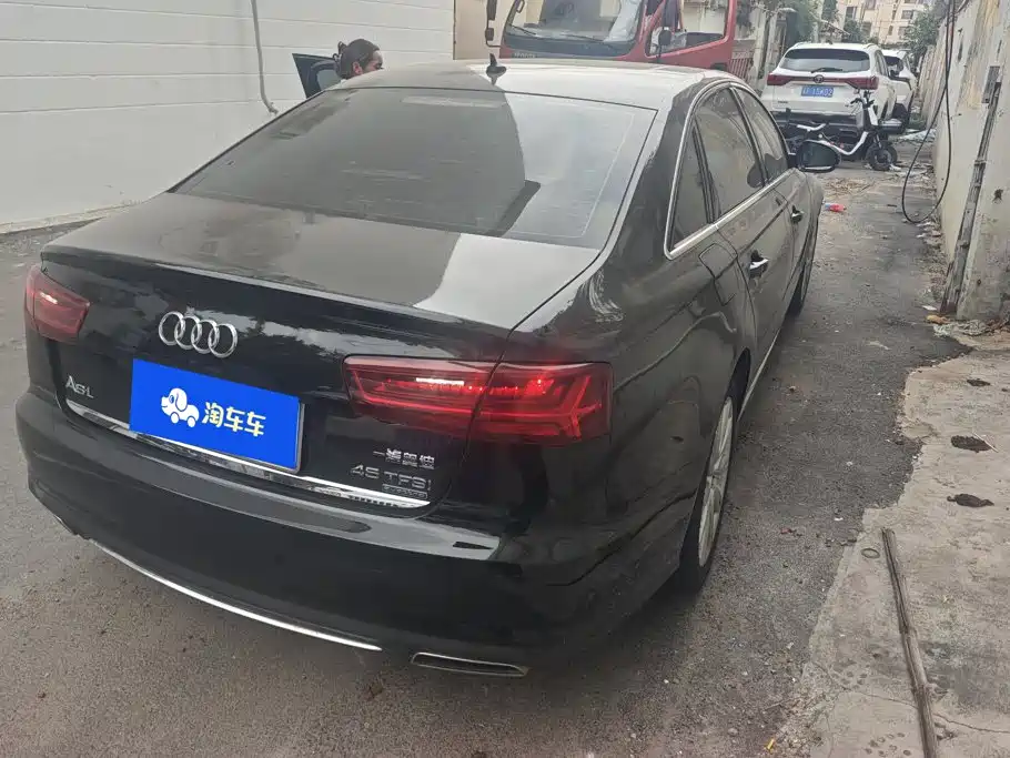 Audi A6L 2018
