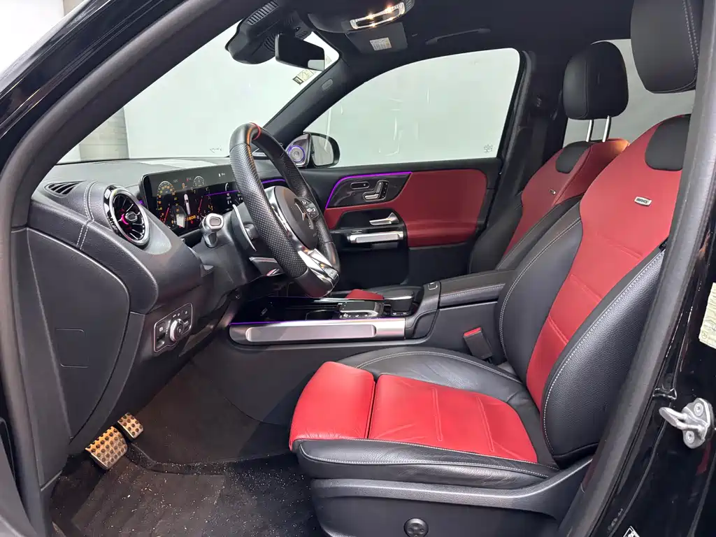Mercedes-Benz GLB AMG 2023 — фото 10