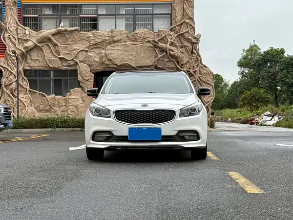 Kia K4 2017