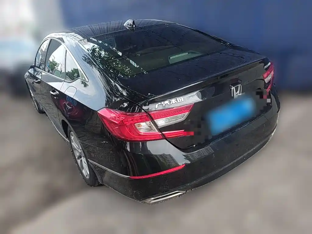 Honda Accord 2019 — фото 9