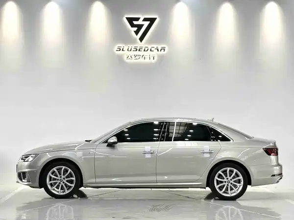 Audi A4L 2019