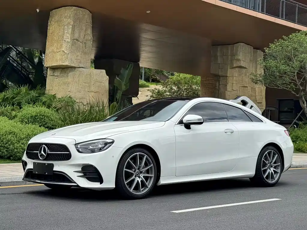 Mercedes-Benz E-Class 2021