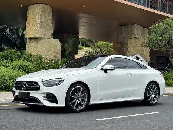 Mercedes-Benz E-Class 2021