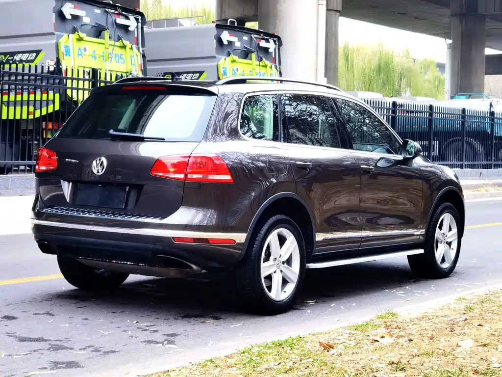 Volkswagen Touareg 2018 — фото 5
