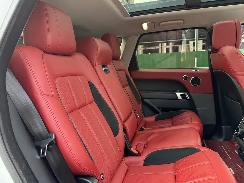 Land Rover Range Rover Sport 2020 — фото 20