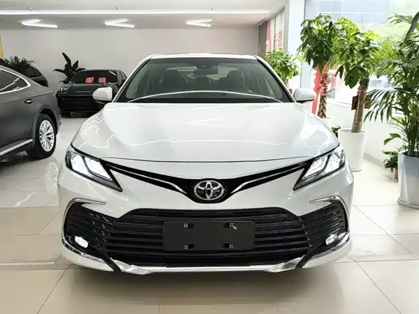 Toyota Camry 2023