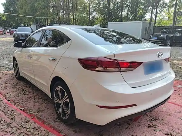 Hyundai Celesta 2018