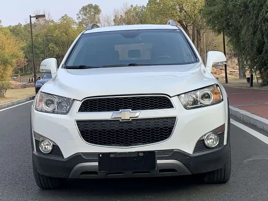 Chevrolet Captiva 2014 — фото 2