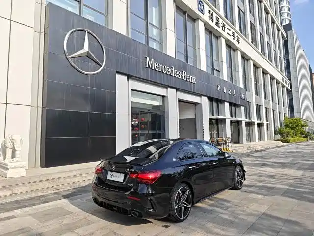 Mercedes-Benz A-Class AMG 2025 — фото 8