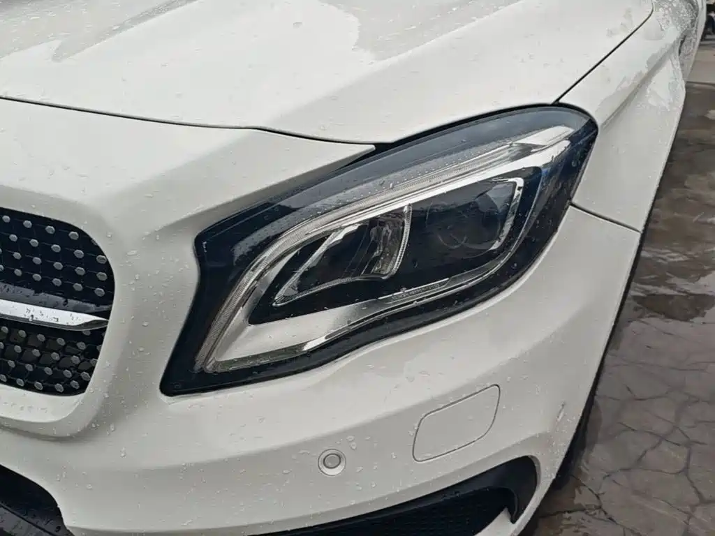 Mercedes-Benz GLA 2017 — фото 24
