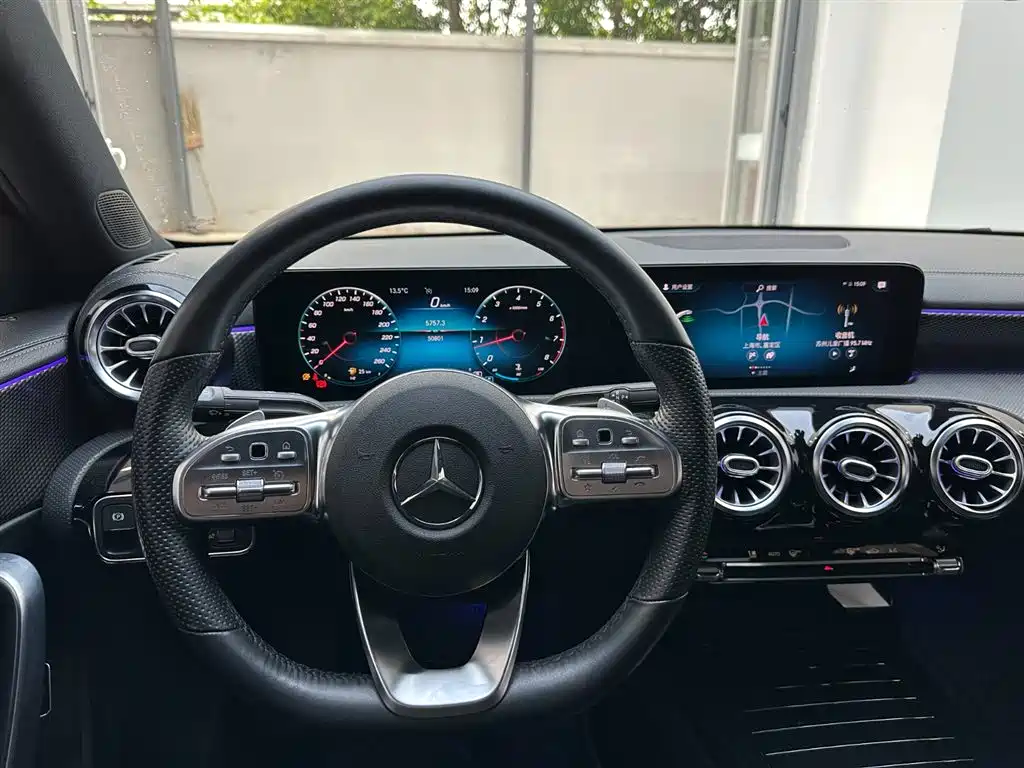 Mercedes-Benz A-Class 2021 — фото 12