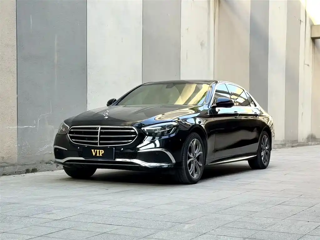 Mercedes-Benz E-Class 2021 — фото 1