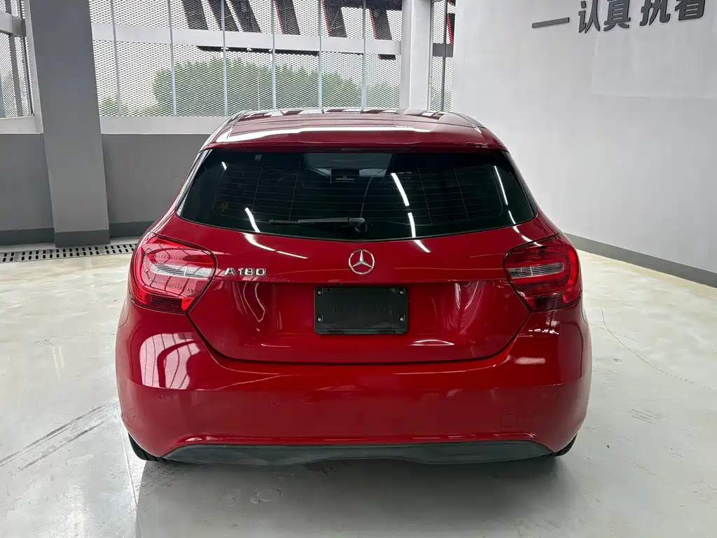 Mercedes-Benz A-Class 2013 — фото 16
