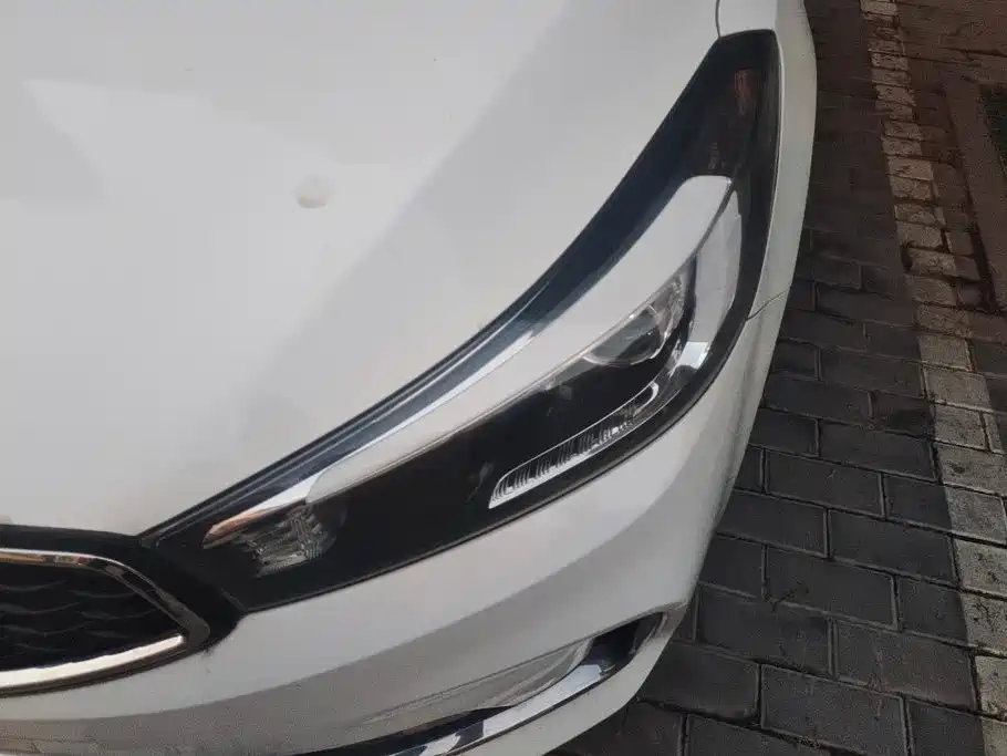 Kia K3 2016