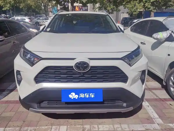 Toyota RAV4 2021