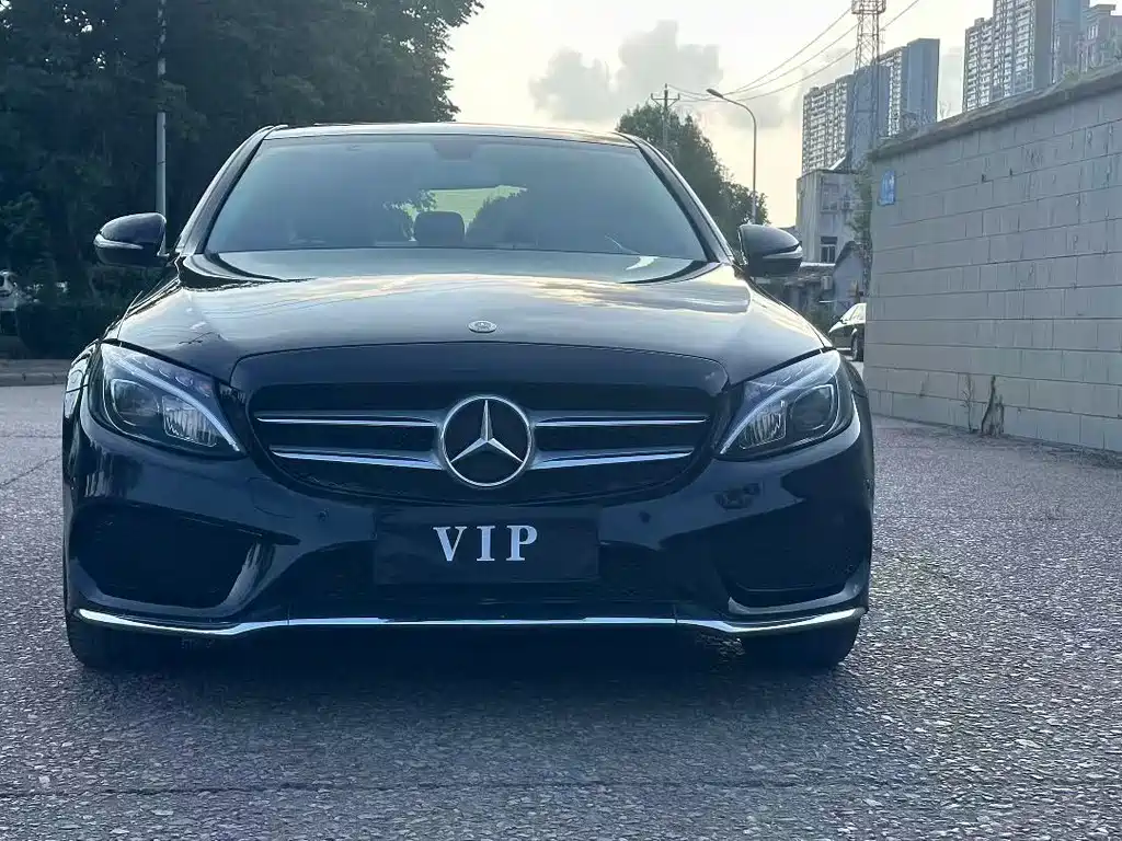 Mercedes-Benz C-Class 2018
