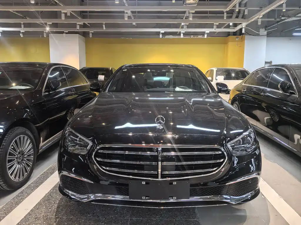Mercedes-Benz E-Class 2021
