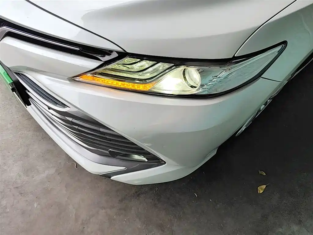Toyota Camry 2020 — фото 24