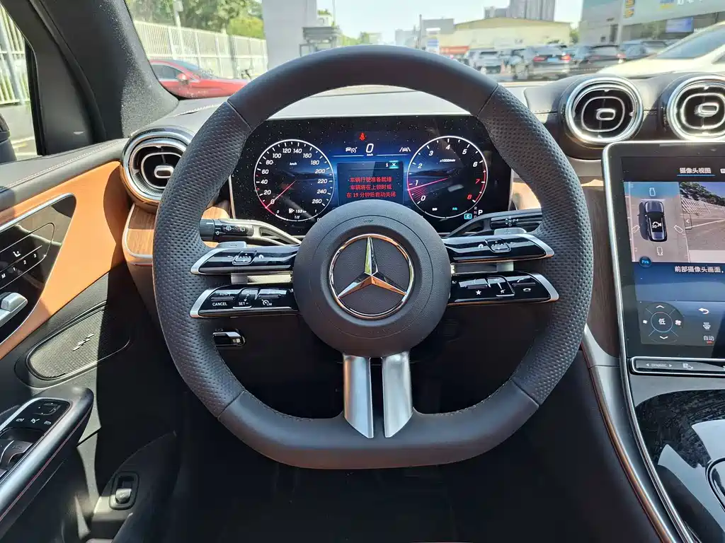 Mercedes-Benz GLC 2025 — фото 13