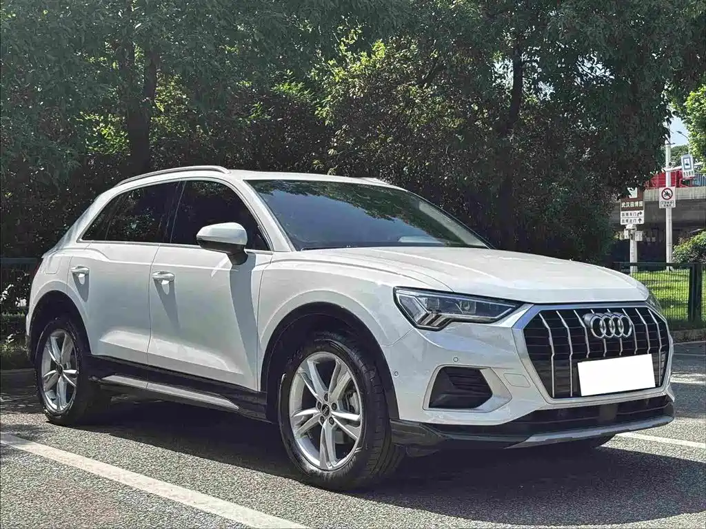 Audi Q3 2023 — фото 9