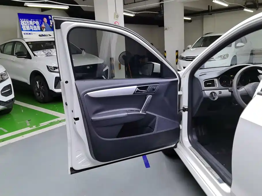 Volkswagen Gran Lavida 2015