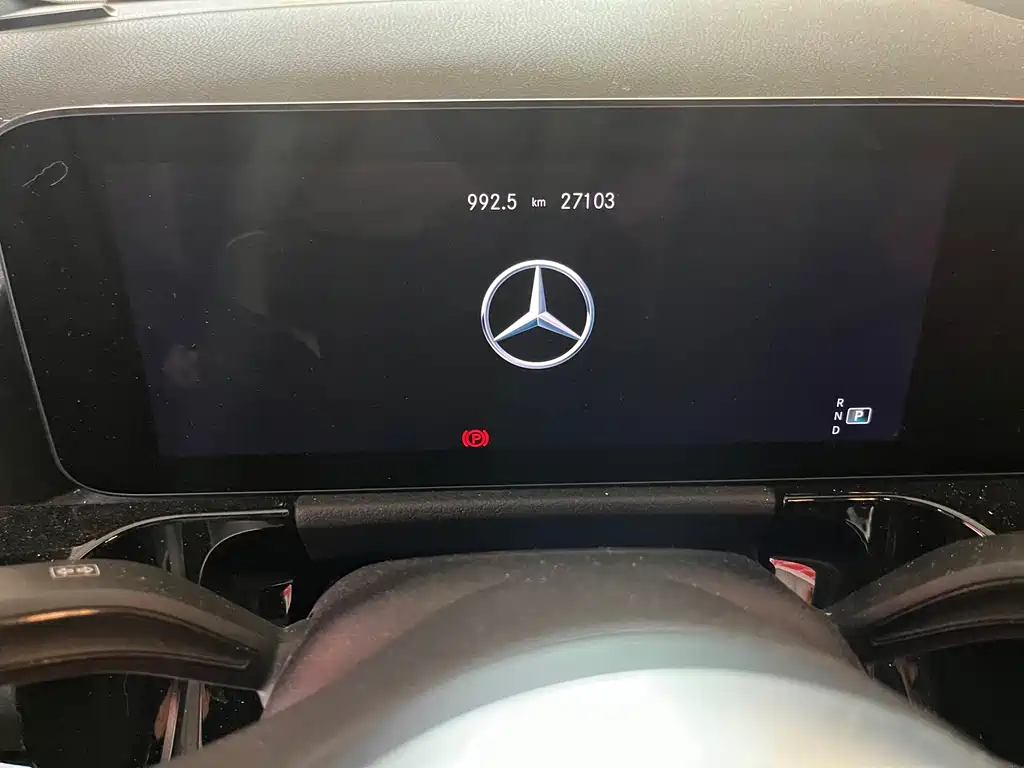 Mercedes-Benz GLA AMG 2023 — фото 7