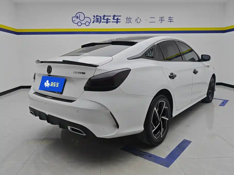 MG MG5 2021